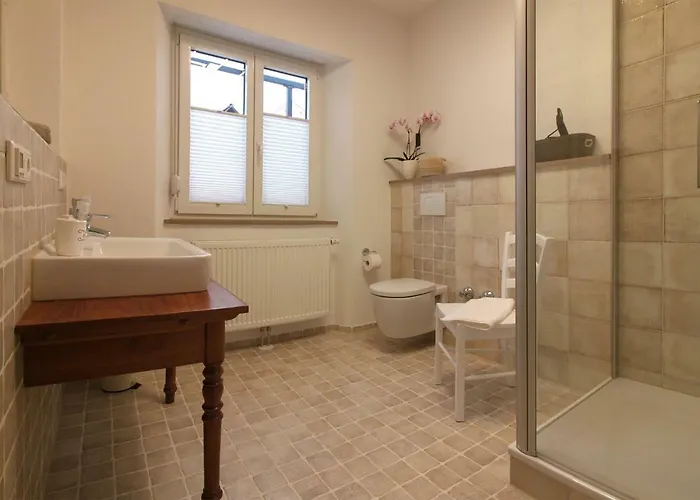 Hofreite * Heppenheim (Bergstrasse)